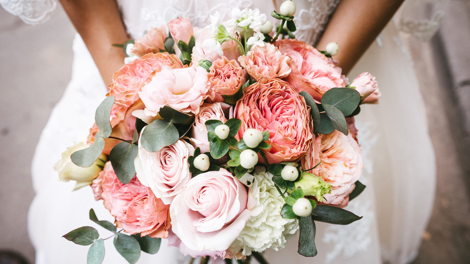 Top 5 Wedding Flower Arrangements Making Waves in 2023