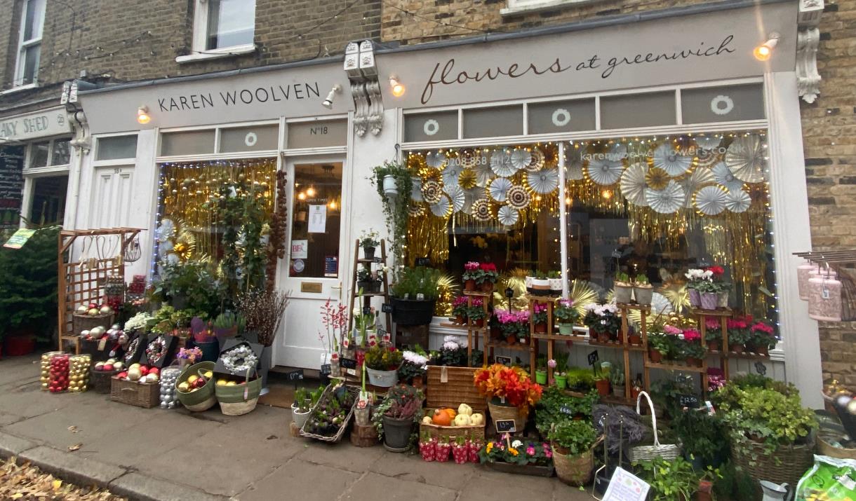Greenwich Florist: Flowers for a Harbourside Peninsula With Real Character